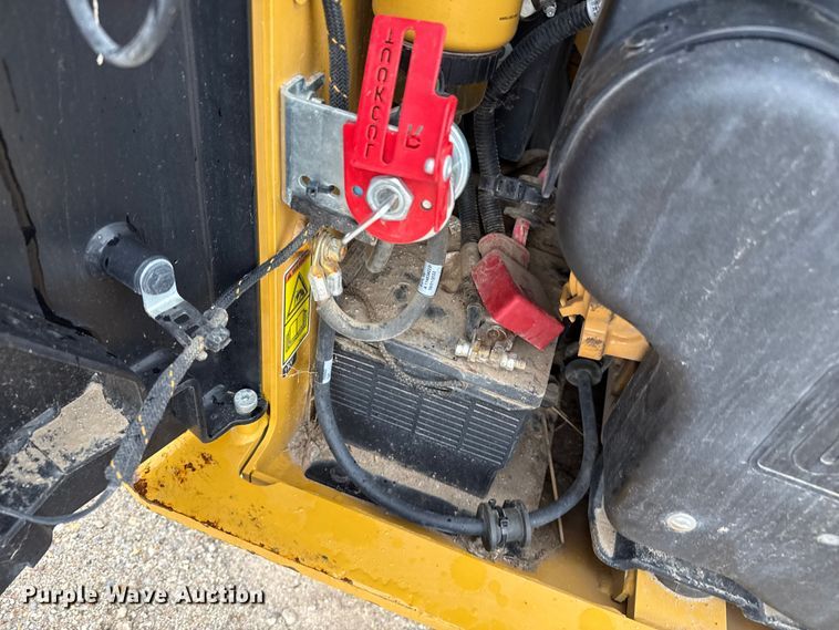 image for item DZ8962 2023 Caterpillar 259D3 tracked skid steer loader