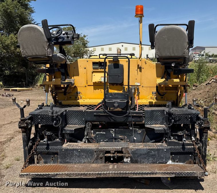 image for item DZ8973 2018 Weiler P385B paver