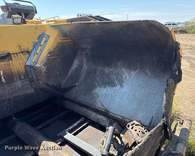 image for item DZ8973 2018 Weiler P385B paver