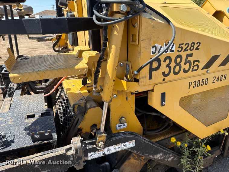 image for item DZ8973 2018 Weiler P385B paver