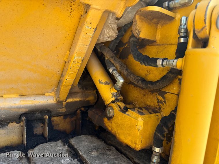 image for item DZ8973 2018 Weiler P385B paver