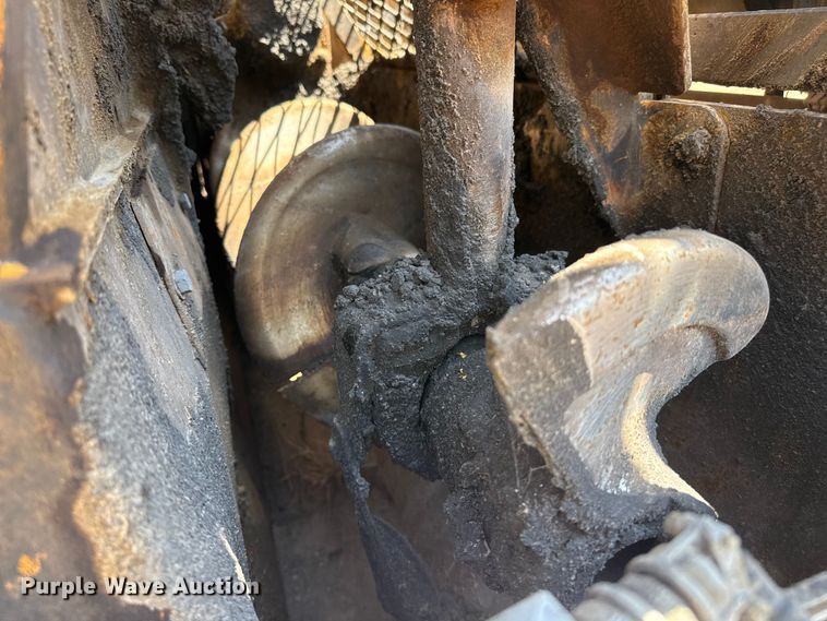 image for item DZ8973 2018 Weiler P385B paver