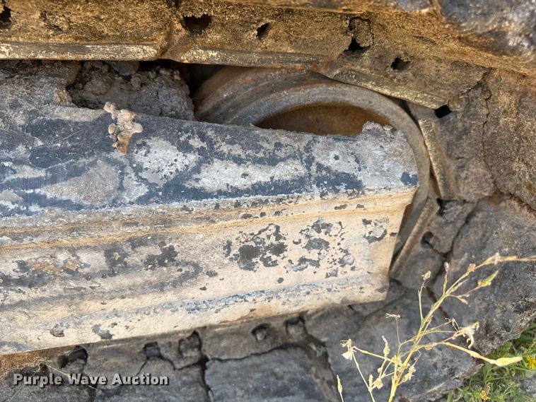 image for item DZ8973 2018 Weiler P385B paver