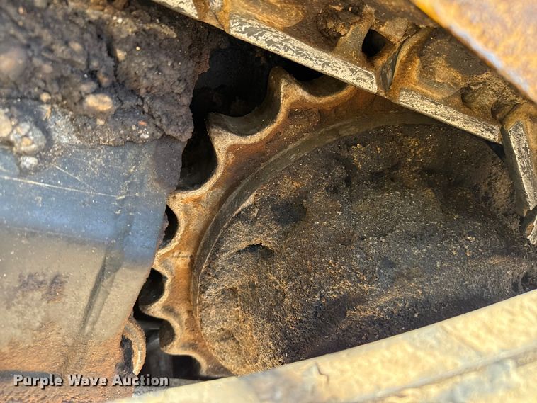 image for item DZ8973 2018 Weiler P385B paver