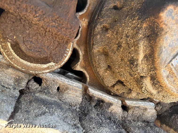 image for item DZ8973 2018 Weiler P385B paver