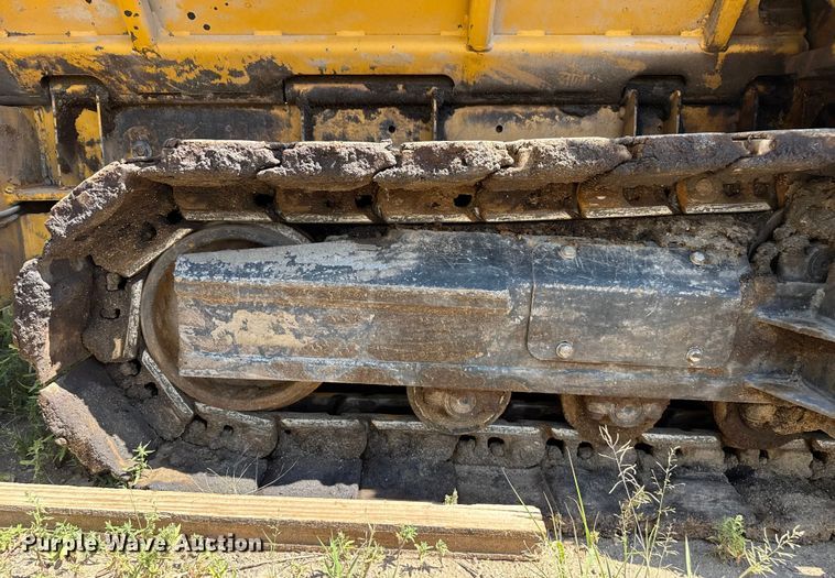 image for item DZ8973 2018 Weiler P385B paver