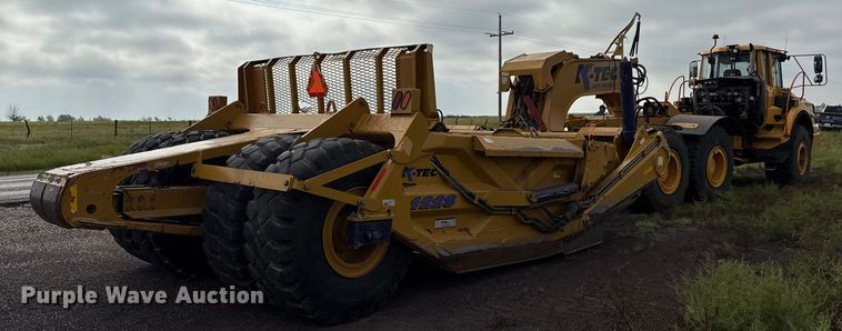 image for item DZ8974 2019 Volvo A30G articulated scraper truck with 2016 K-Tec 1228 scraper