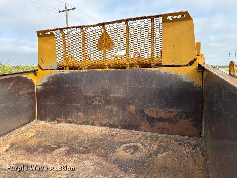 image for item DZ8974 2019 Volvo A30G articulated scraper truck with 2016 K-Tec 1228 scraper