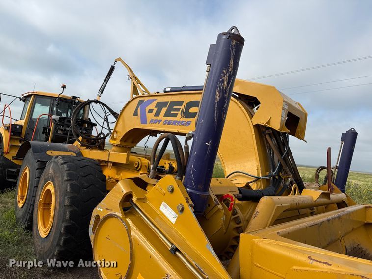image for item DZ8974 2019 Volvo A30G articulated scraper truck with 2016 K-Tec 1228 scraper