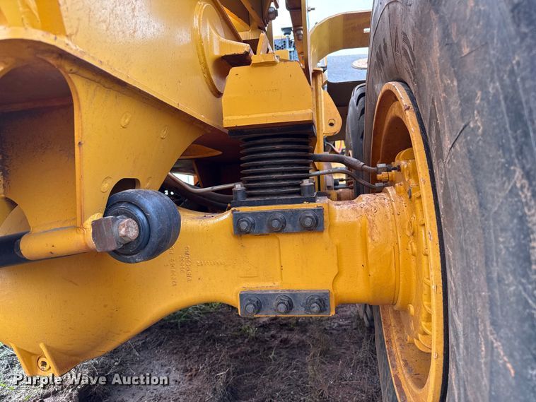 image for item DZ8974 2019 Volvo A30G articulated scraper truck with 2016 K-Tec 1228 scraper