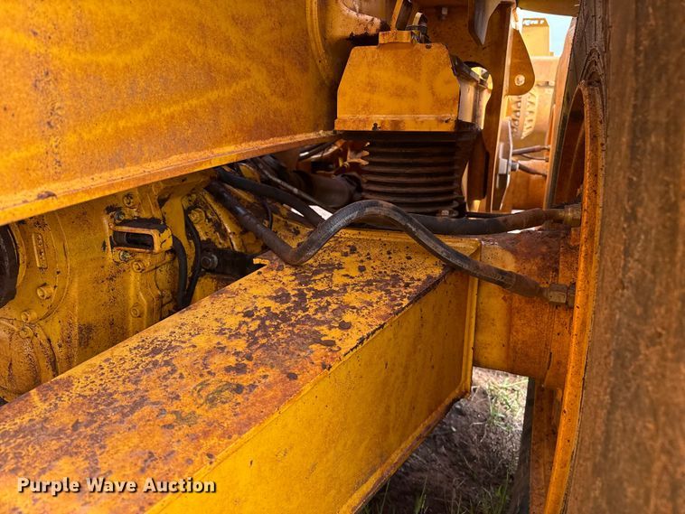 image for item DZ8974 2019 Volvo A30G articulated scraper truck with 2016 K-Tec 1228 scraper