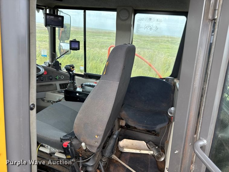 image for item DZ8974 2019 Volvo A30G articulated scraper truck with 2016 K-Tec 1228 scraper