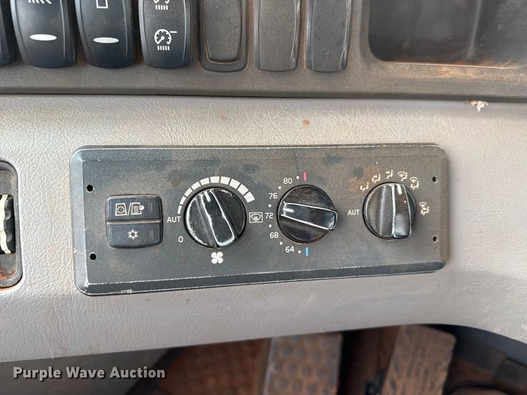 image for item DZ8974 2019 Volvo A30G articulated scraper truck with 2016 K-Tec 1228 scraper