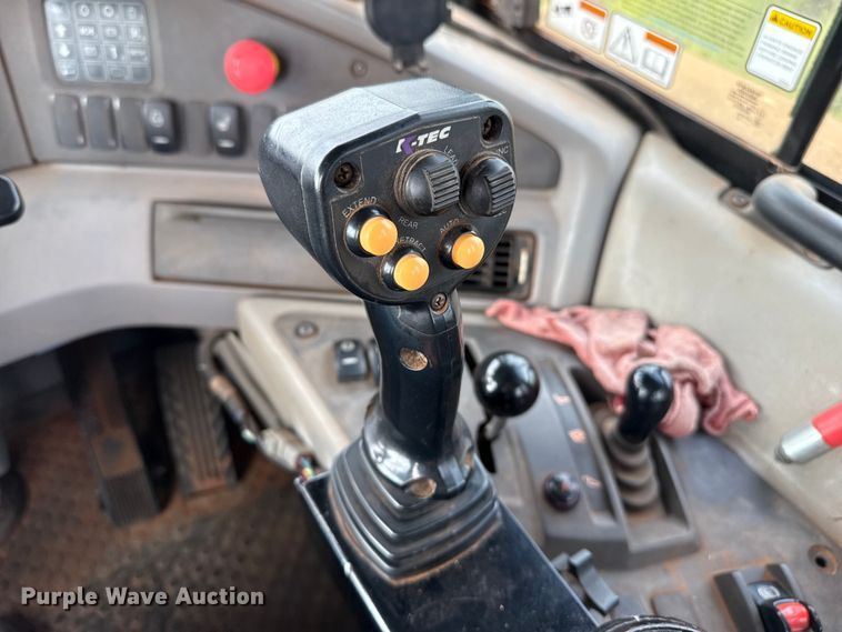 image for item DZ8974 2019 Volvo A30G articulated scraper truck with 2016 K-Tec 1228 scraper