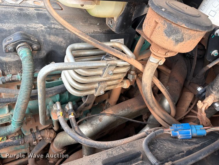 image for item DZ8974 2019 Volvo A30G articulated scraper truck with 2016 K-Tec 1228 scraper