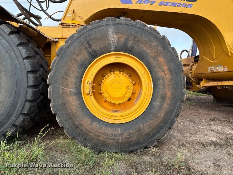 image for item DZ8974 2019 Volvo A30G articulated scraper truck with 2016 K-Tec 1228 scraper