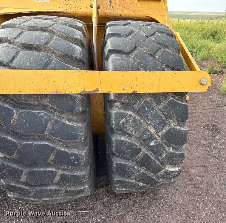 image for item DZ8974 2019 Volvo A30G articulated scraper truck with 2016 K-Tec 1228 scraper