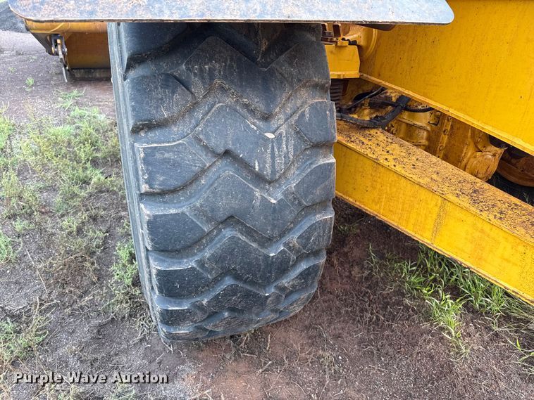 image for item DZ8974 2019 Volvo A30G articulated scraper truck with 2016 K-Tec 1228 scraper