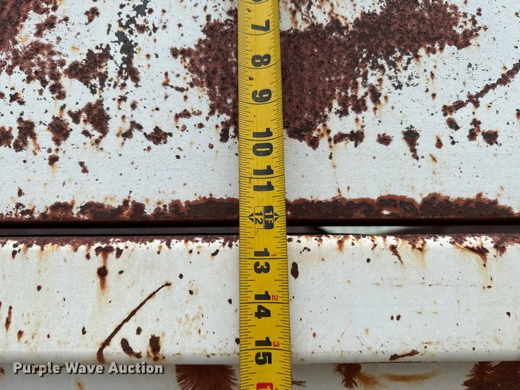 image for item DZ8976 1984 International F-4370 dump truck