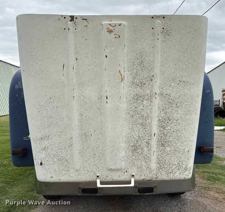 image for item DZ8976 1984 International F-4370 dump truck