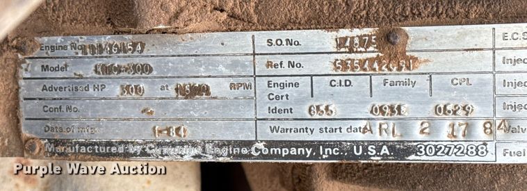 image for item DZ8976 1984 International F-4370 dump truck