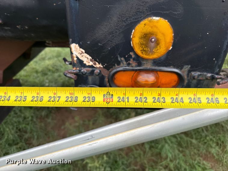 image for item DZ8977 1995 Clement end dump trailer