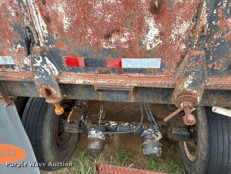 image for item DZ8977 1995 Clement end dump trailer