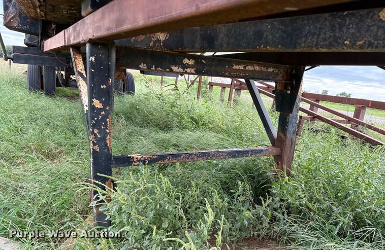 image for item DZ8977 1995 Clement end dump trailer