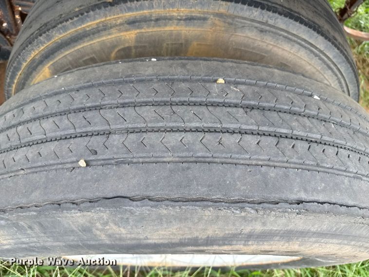 image for item DZ8977 1995 Clement end dump trailer