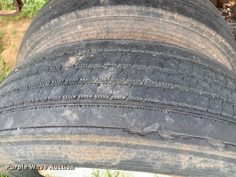 image for item DZ8977 1995 Clement end dump trailer