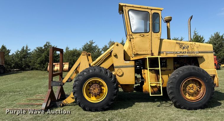 image for item DZ8979 1965 Fiat-Allis TL-545 wheel loader