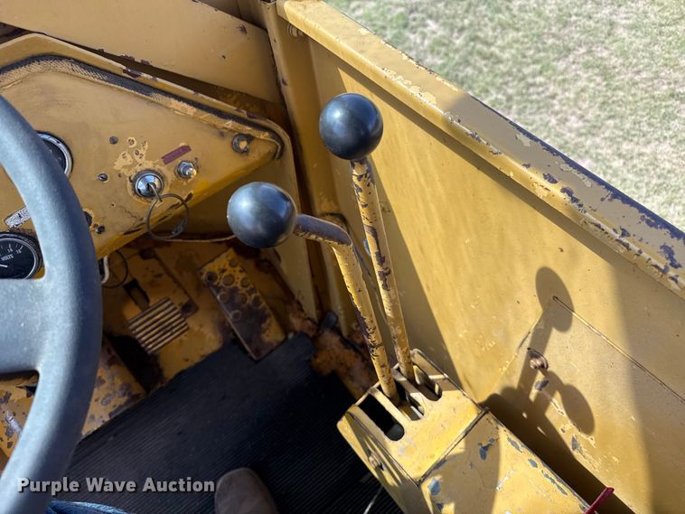 image for item DZ8979 1965 Fiat-Allis TL-545 wheel loader