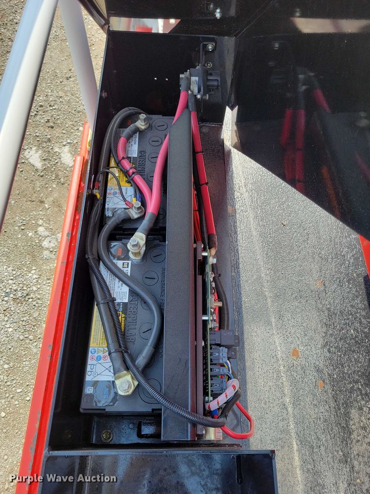 image for item EA2527 2015 Shuttlewagon Navigator NVX5025 railcar mover