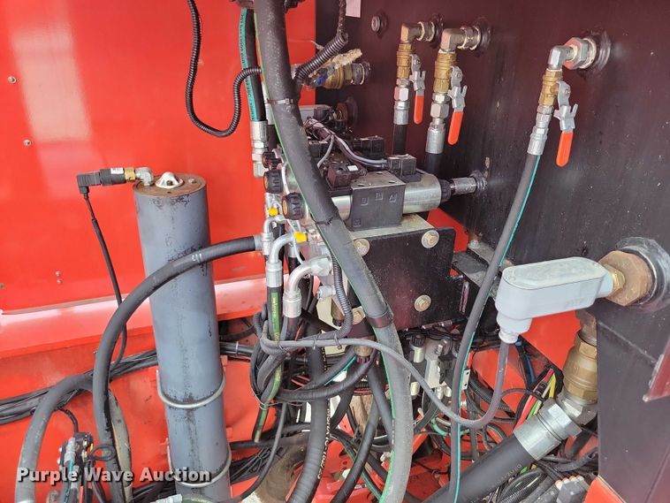 image for item EA2527 2015 Shuttlewagon Navigator NVX5025 railcar mover