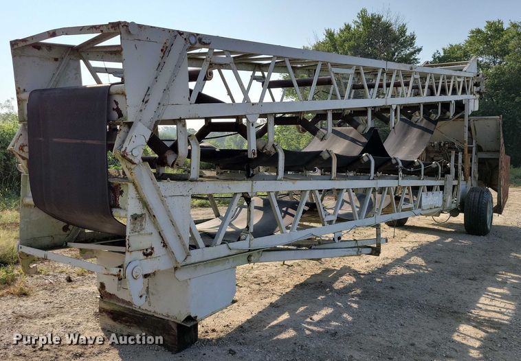 image for item EA2529 Nordberg stacking conveyor