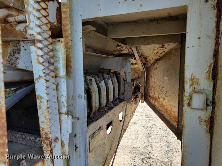 image for item EA2529 Nordberg stacking conveyor