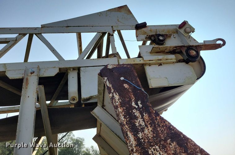 image for item EA2529 Nordberg stacking conveyor