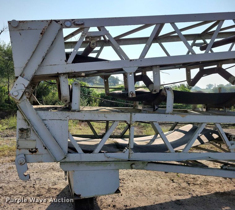 image for item EA2529 Nordberg stacking conveyor