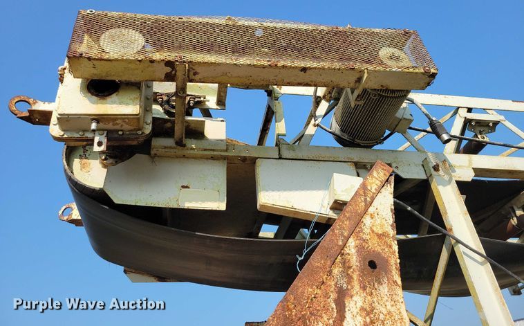 image for item EA2529 Nordberg stacking conveyor