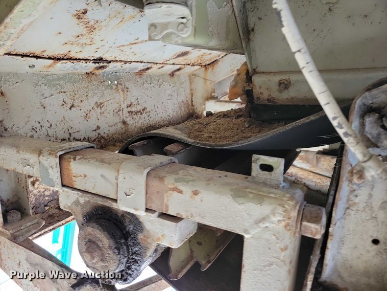 image for item EA2529 Nordberg stacking conveyor