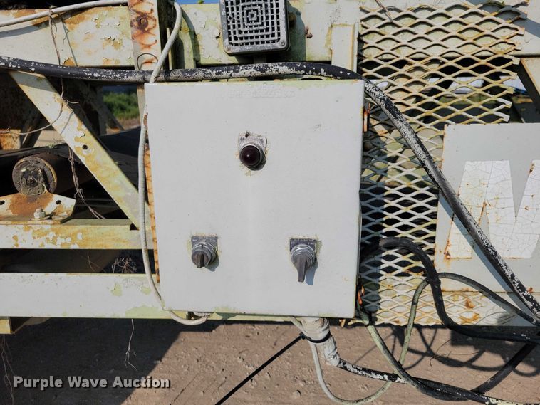 image for item EA2529 Nordberg stacking conveyor