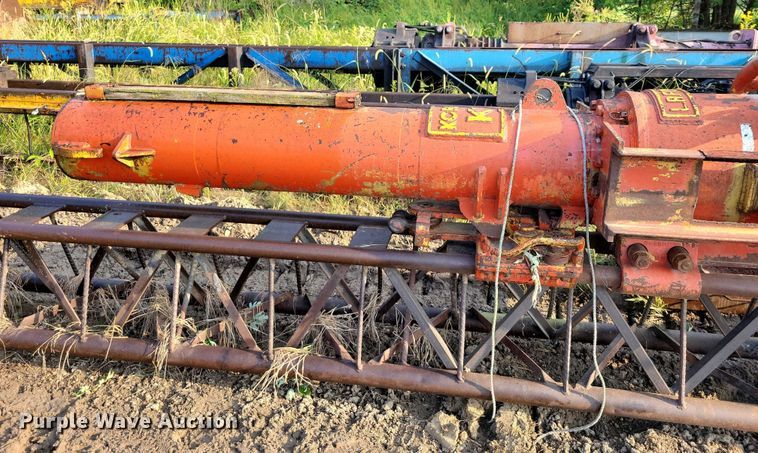 image for item EA2530 Kobelco K13 diesel hammer