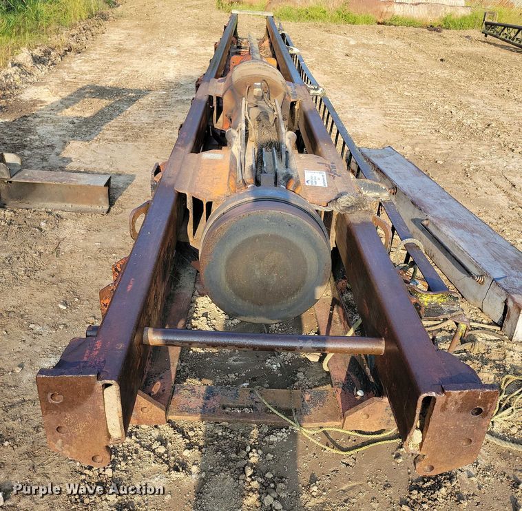 image for item EA2531 McKlernan DE30B diesel hammer