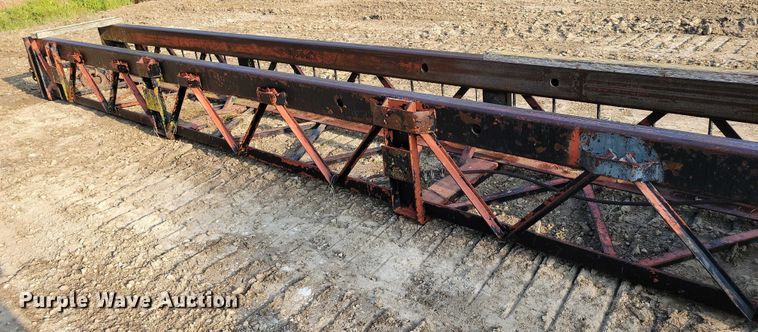 image for item EA2531 McKlernan DE30B diesel hammer