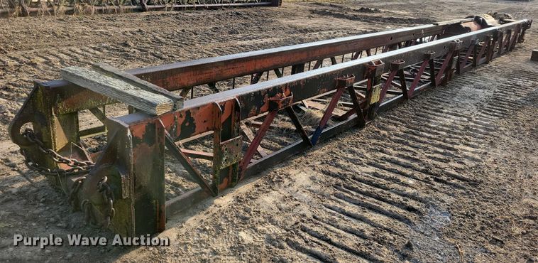 image for item EA2531 McKlernan DE30B diesel hammer