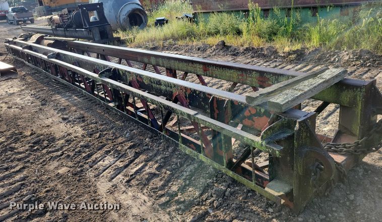 image for item EA2531 McKlernan DE30B diesel hammer