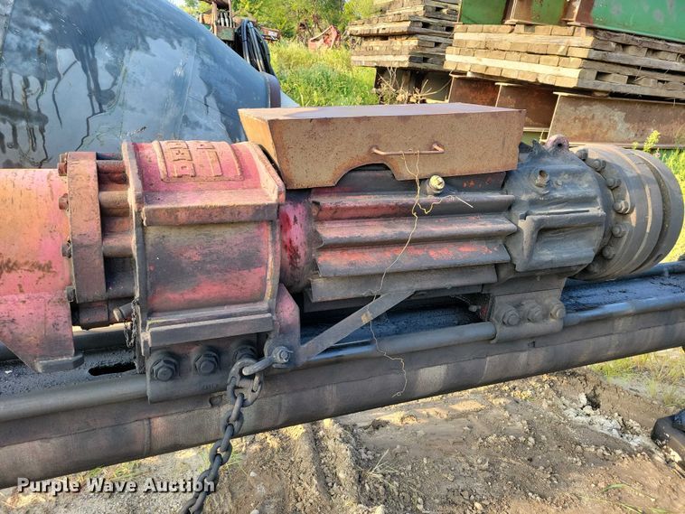 image for item EA2532 Delmag D22 diesel hammer