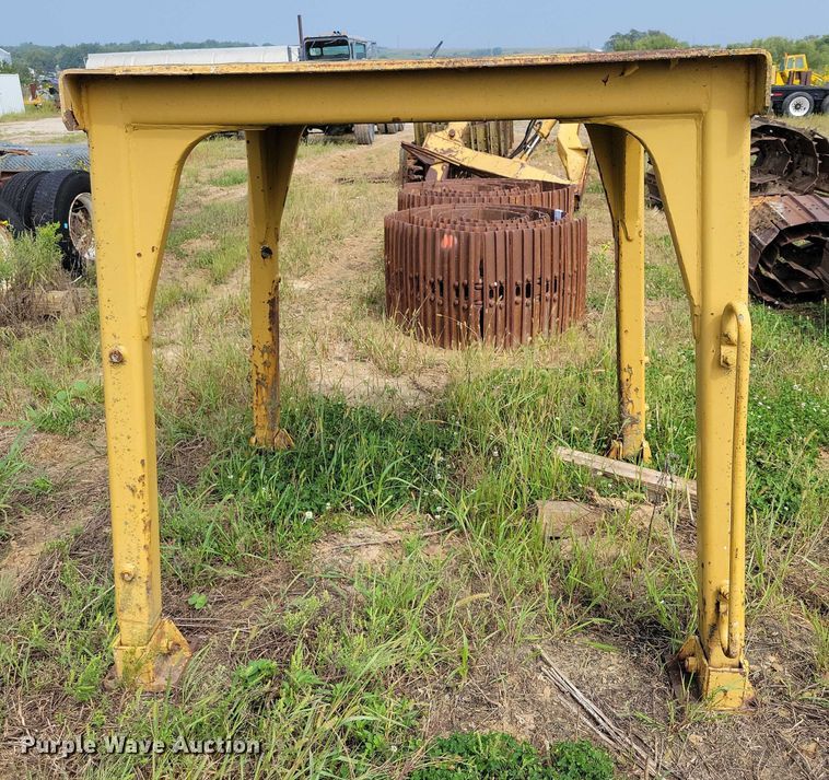 image for item EA2539 Caterpillar ROPS