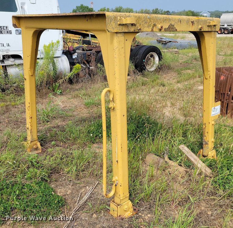 image for item EA2539 Caterpillar ROPS