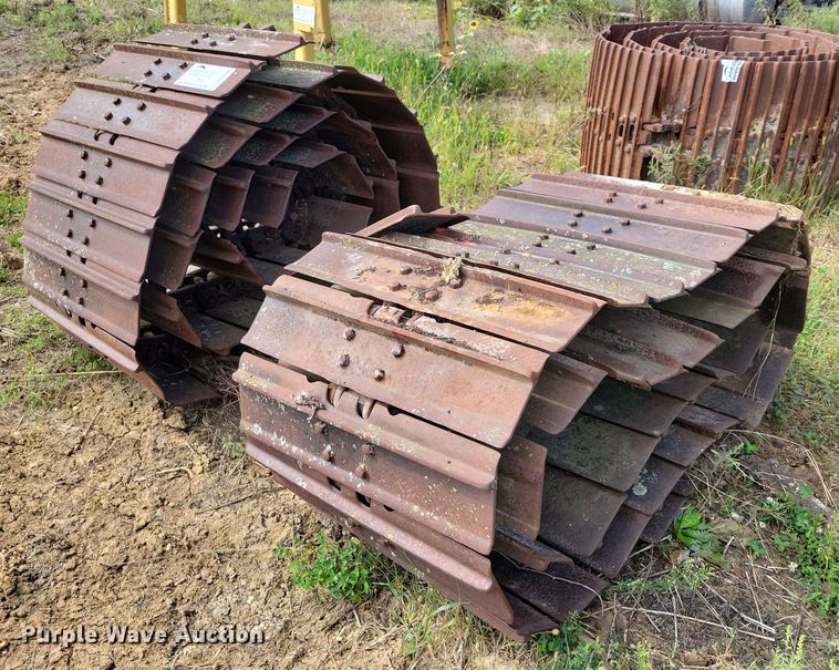 image for item EA2540 Dozer tracks